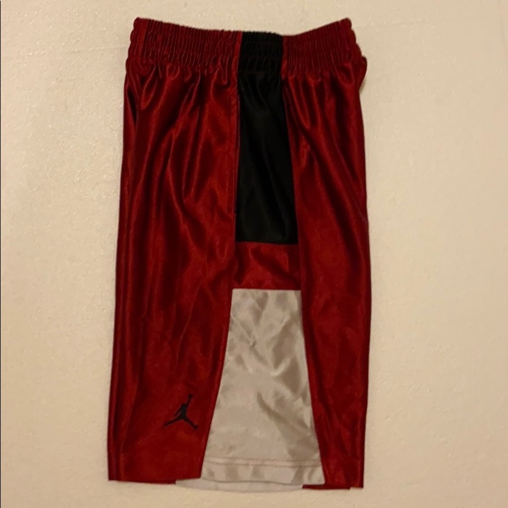Boys Nike Air Jordan basketball shorts boys L
